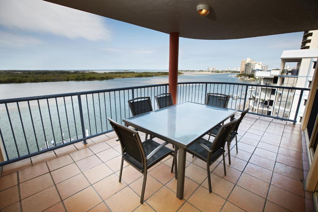 On The River Apartments Maroochydore Rum bild