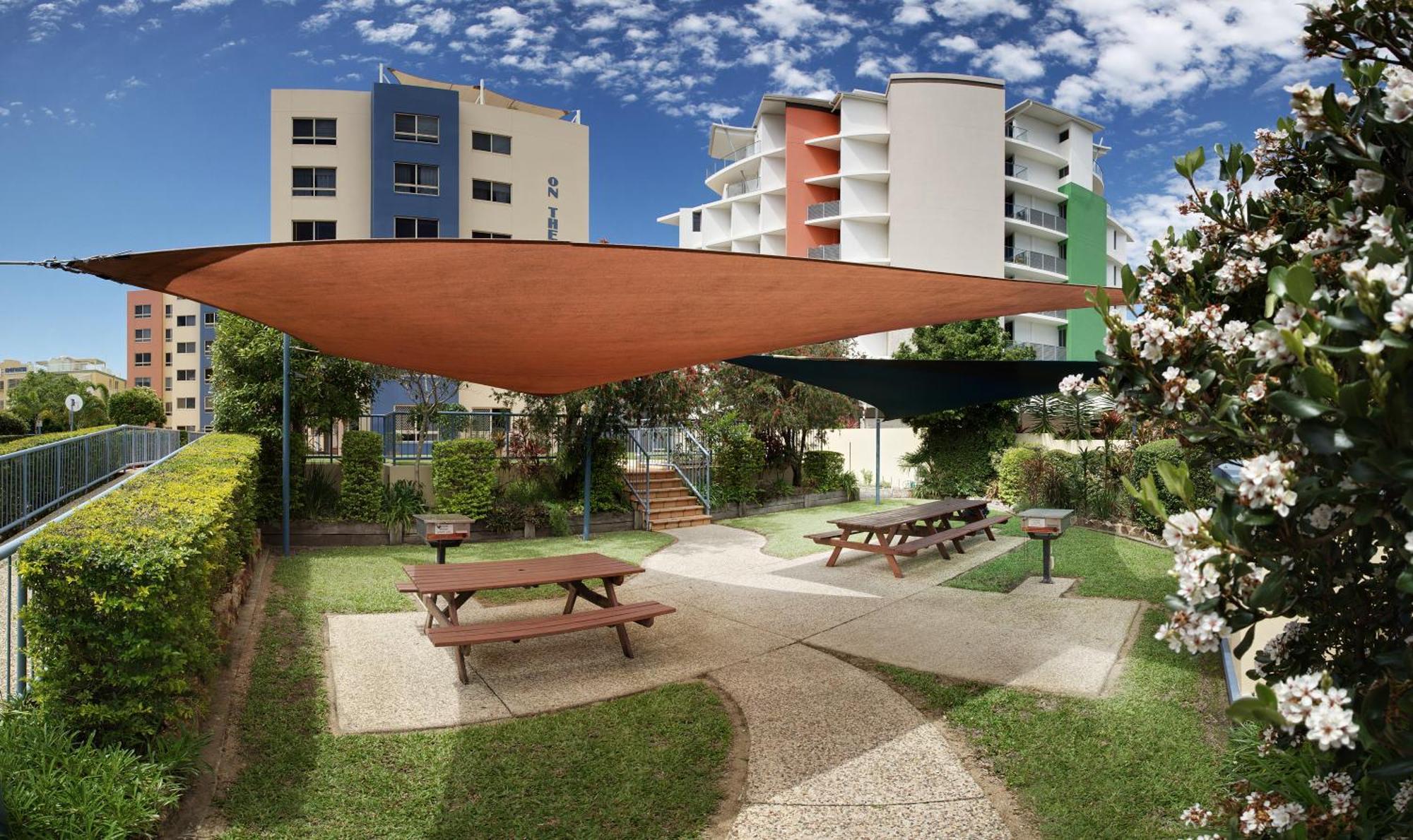 On The River Apartments Maroochydore Exteriör bild