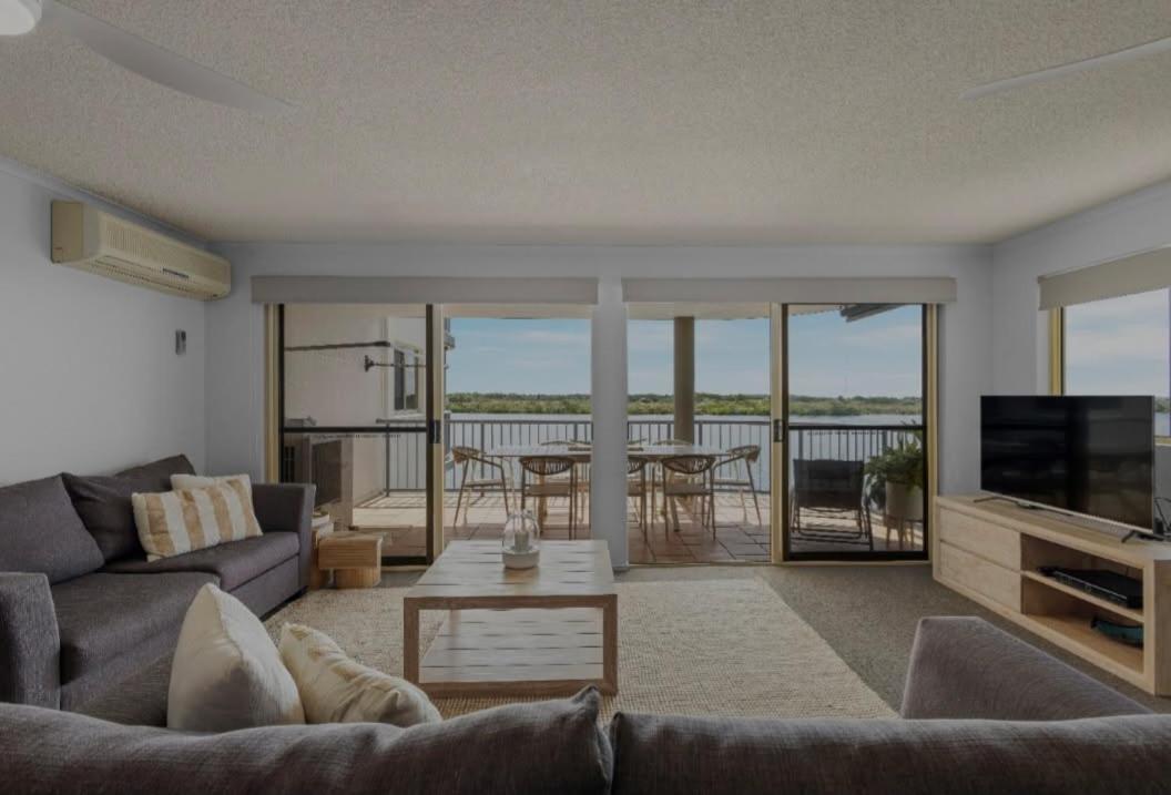 On The River Apartments Maroochydore Exteriör bild